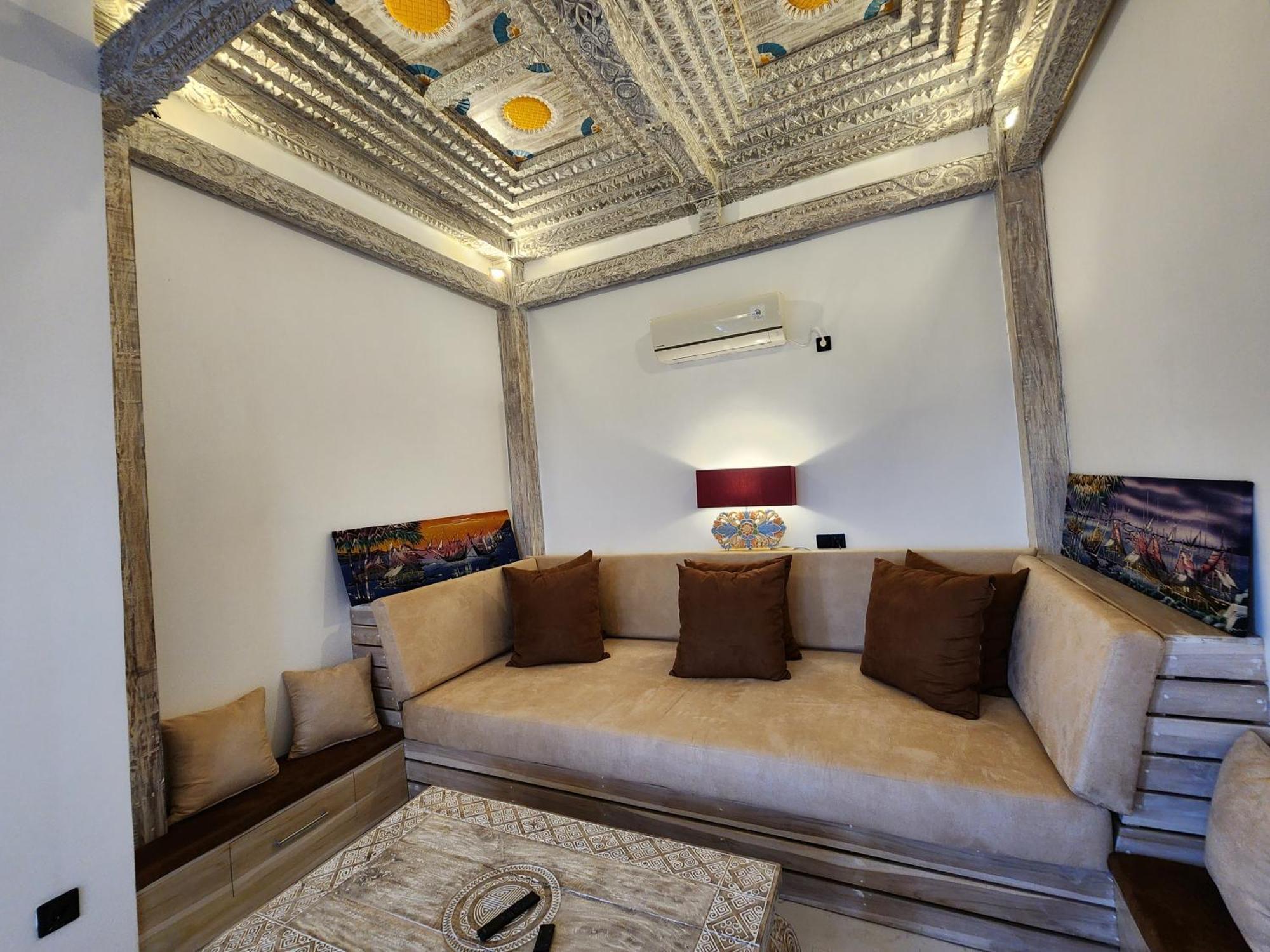 The Kayu Manis Villa Lovina  Exterior photo
