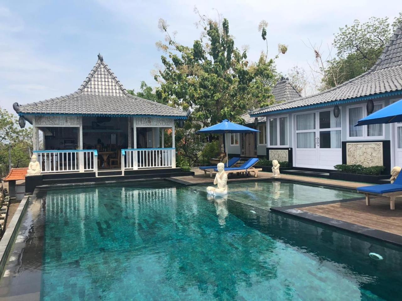 The Kayu Manis Villa Lovina  Exterior photo