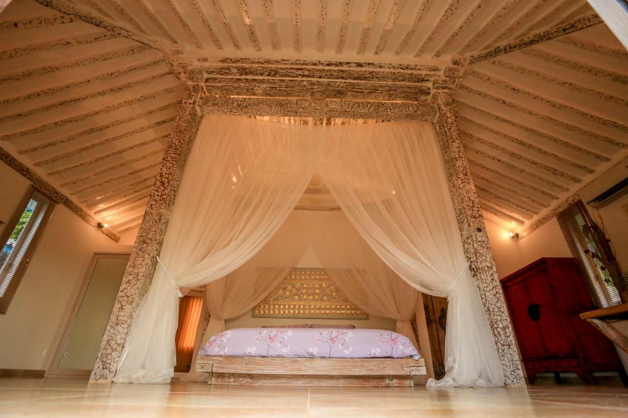 The Kayu Manis Villa Lovina  Exterior photo