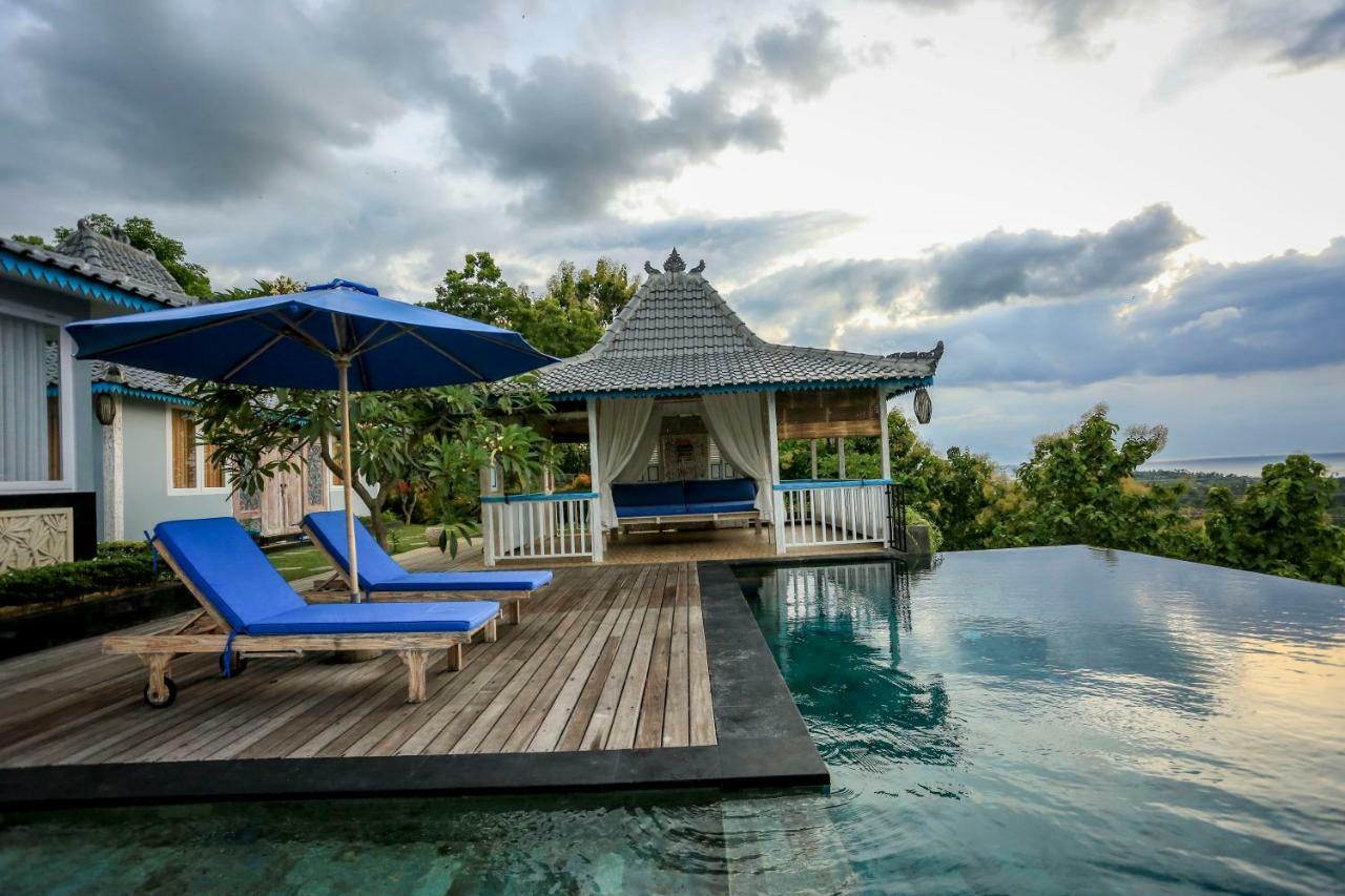 The Kayu Manis Villa Lovina  Exterior photo