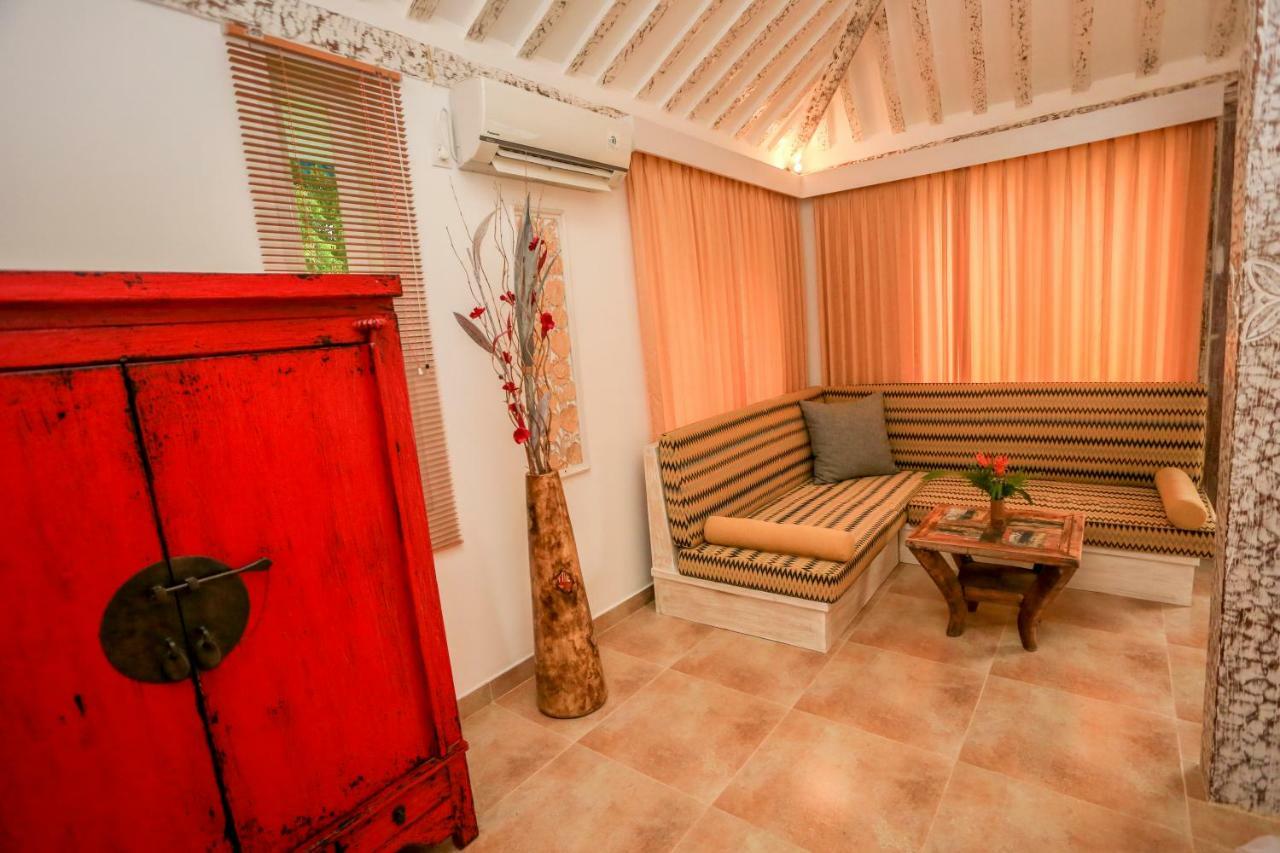 The Kayu Manis Villa Lovina  Exterior photo